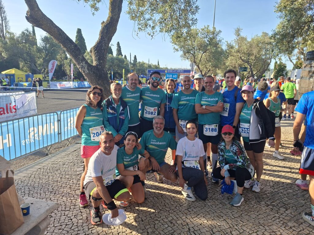 Equipa do Clube novobanco na 14.ª Lidl Corrida de Santo António 2026